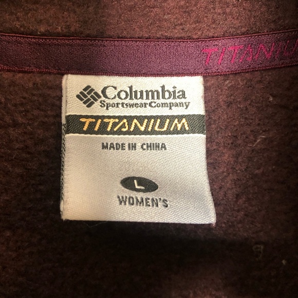 Columbia Women’s Titanium Jacket— Large - Picture 6 of 8